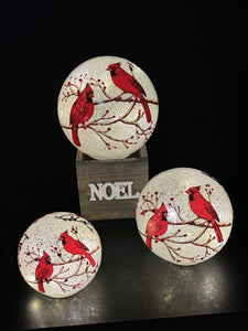 Cardinals On Red Berry Branch Light globe (set of 3)